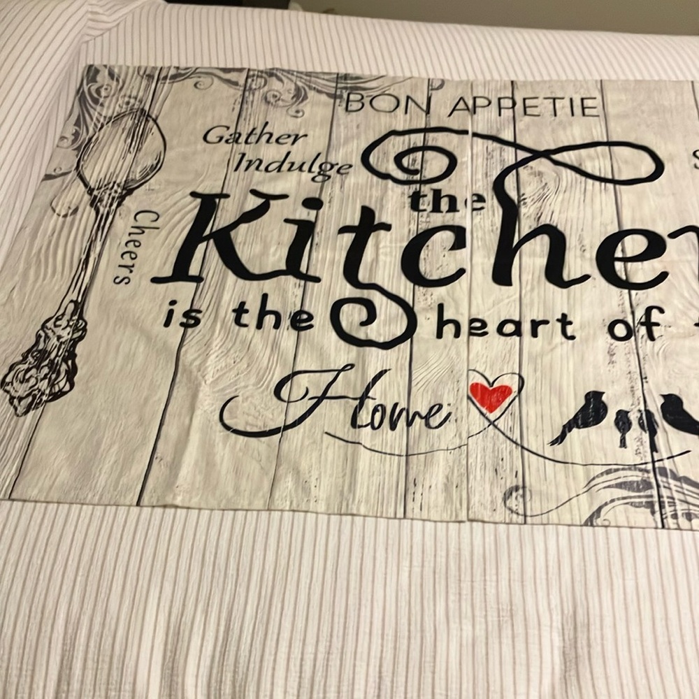 Black and Red Kitchen Linens Set